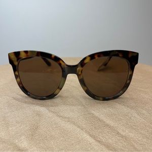 Sunglasses Brown Tortoise Shell Frame Brown Lenses